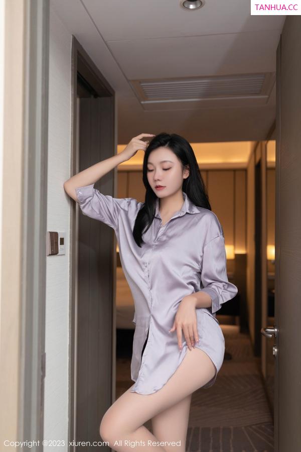 安然Maleah  [XiuRen]高清写真图 2023.09.12 No.7376 安然anran 美腿御姐第3张图片
